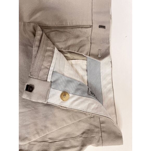 Express Photographer Mens Straight Leg Flat Front Dress Pants Beige Size 31/32 - Picture 7 of 8